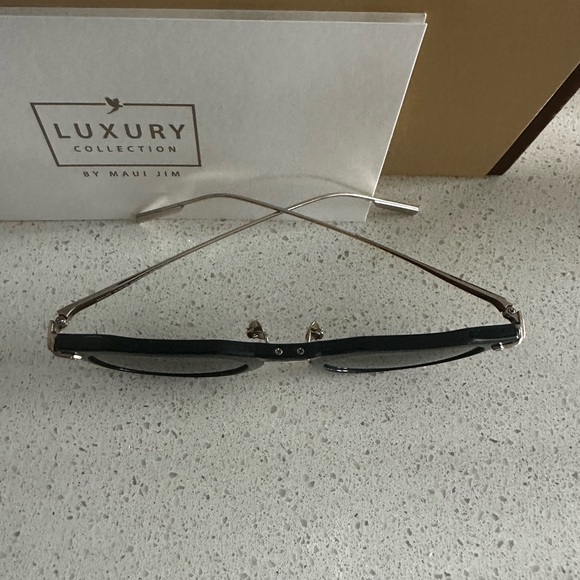 Maui Jim Alika Sunglasses - Picture 2 of 5